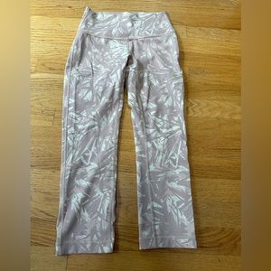 Rare print Lululemon Crop
